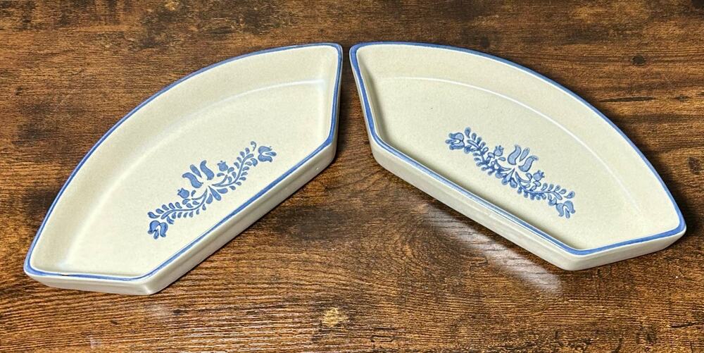 Pfaltzgraff Set of 2 Yorktowne Relish Divided Serving Dish 735-51